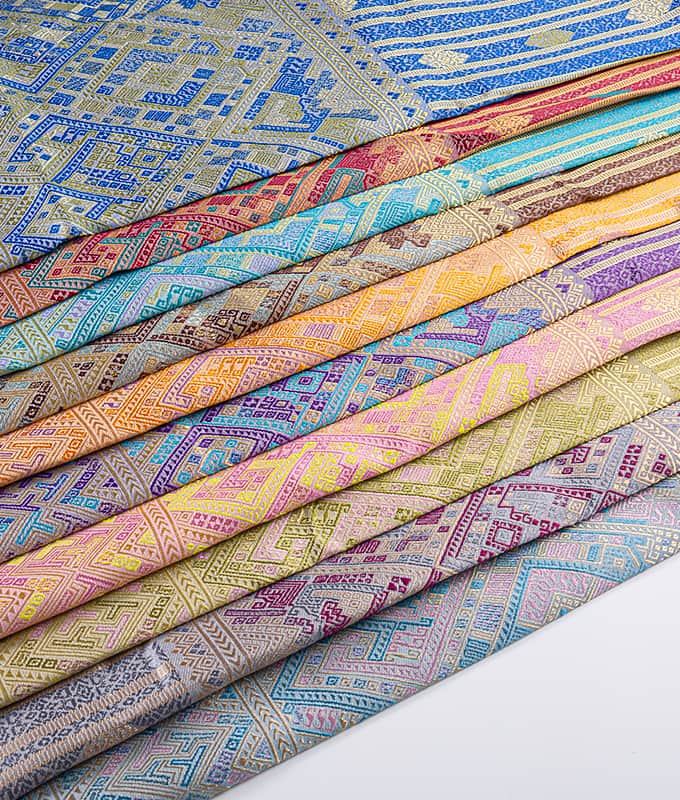 Hohler Polyester-Jacquardstoff für den traditionellen laotischen Sarong