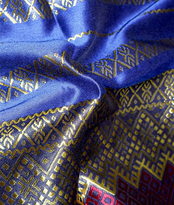 100 % Polyester-Jacquard-Muster, farbenfroher südostasiatischer Sarong-Stoff
